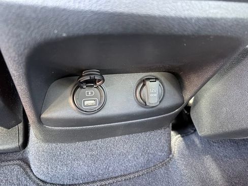 Used 2020 Kia Sorento S FWD image 9