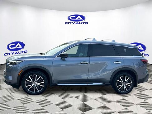 Used 2023 INFINITI QX60 Sensory w/ Cargo Package AWD/4WD image 9