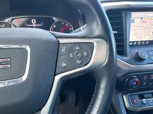 Used 2021 GMC Acadia Denali w/ Denali Technology Package image 30