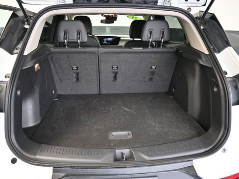 Used 2025 Buick Encore GX Preferred AWD/4WD image 19