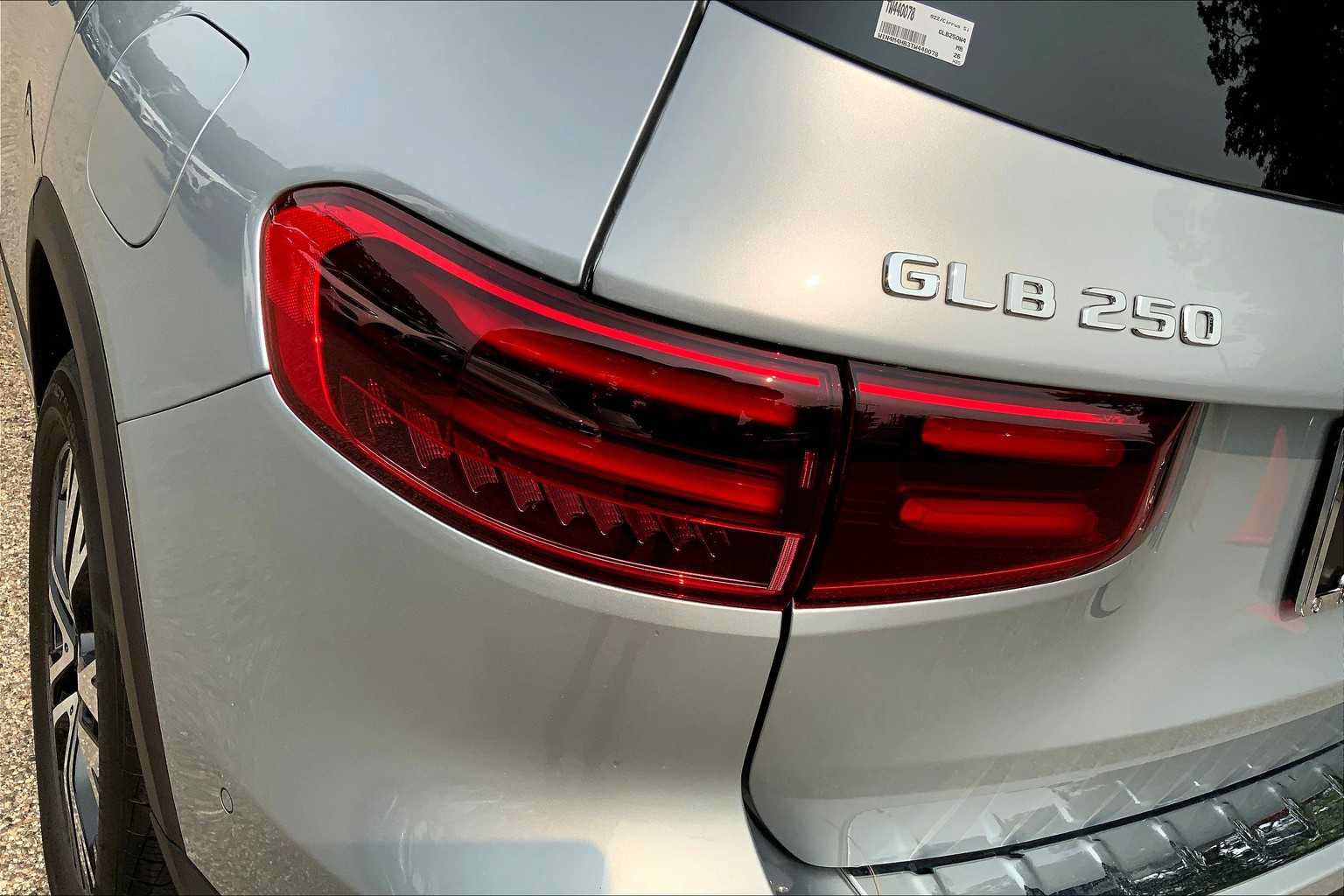 Certified 2026 Mercedes-Benz GLB 250 4MATIC image 18