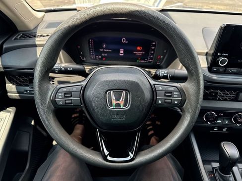 Used 2025 Honda Accord LX image 14