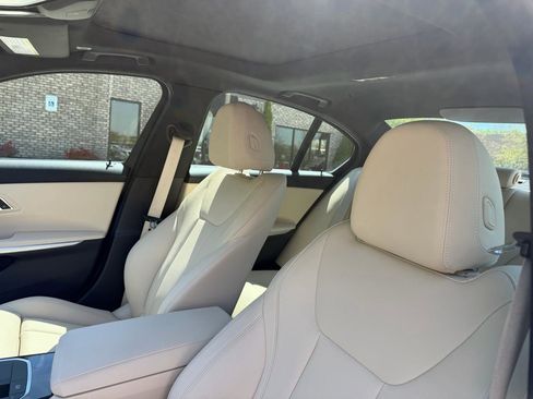 Used 2020 BMW 330i xDrive Sedan w/ Convenience Package image 13