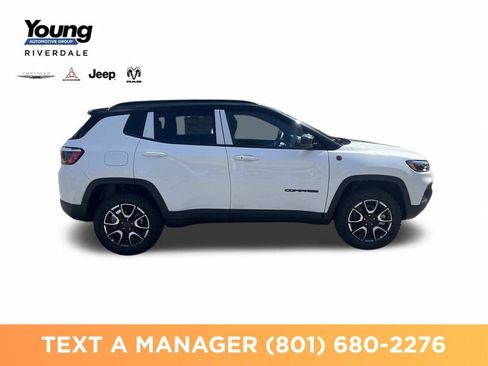 New 2026 Jeep Compass Trailhawk AWD/4WD image 6