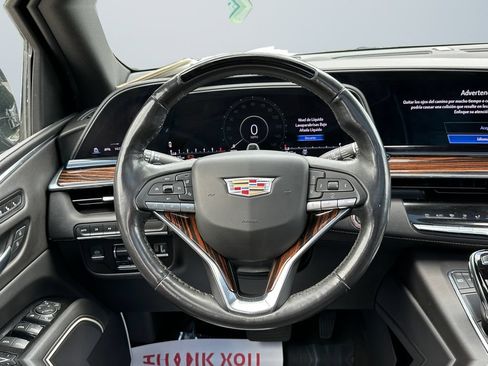 Used 2022 Cadillac Escalade Premium Luxury AWD/4WD image 12