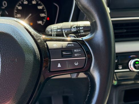 Used 2024 Honda Pilot Touring image 20