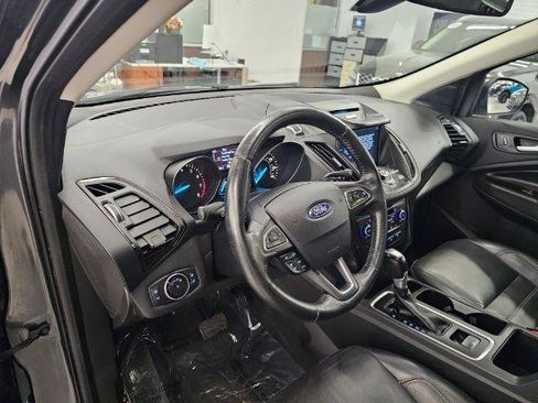 Used 2017 Ford Escape Titanium image 7