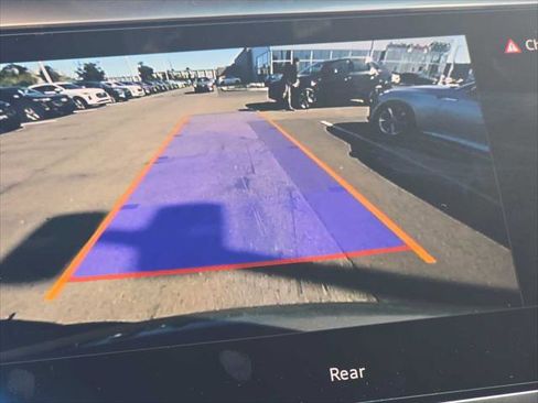 New 2025 Audi Q3 2.0T Premium image 32