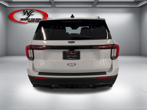 New 2026 Ford Explorer ST-Line w/ ST-Line Street Pack RWD image 7