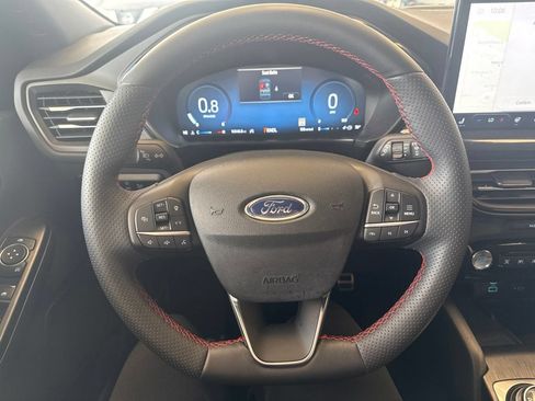 Used 2023 Ford Escape ST-Line Elite w/ Premium Technology Package AWD/4WD image 17