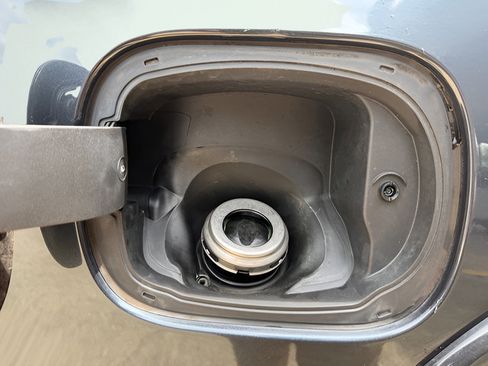 Used 2019 RAM 1500 Limited AWD/4WD image 59