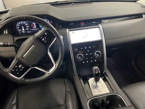 Used 2021 Land Rover Discovery Sport SE image 18