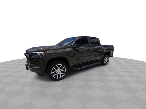 Used 2024 Chevrolet Colorado Z71 w/ Z71 Convenience Package 2 AWD/4WD image 4