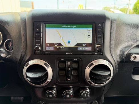 Used 2016 Jeep Wrangler Unlimited Sahara w/ Max Tow Package AWD/4WD image 21