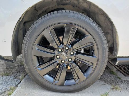 Used 2022 Lincoln Navigator L Black Label AWD/4WD image 27