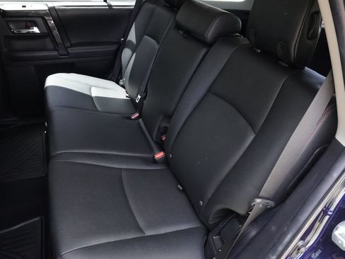 Used 2015 Toyota 4Runner Trail Premium AWD/4WD image 30