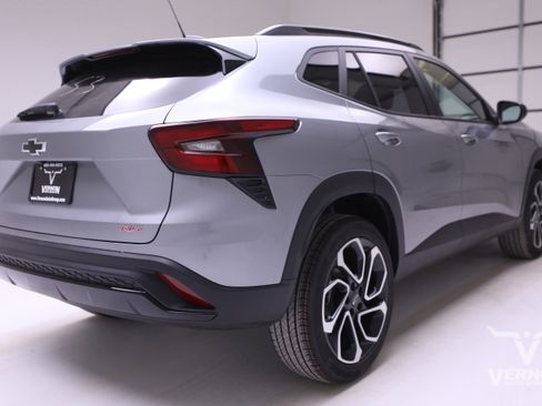 New 2026 Chevrolet Trax RS image 5