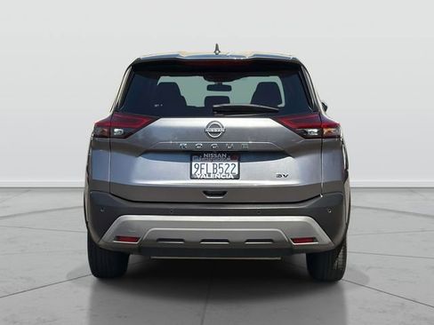 Certified 2023 Nissan Rogue SV FWD image 4