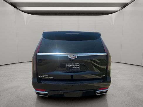 Used 2023 Cadillac Escalade Premium Luxury AWD/4WD image 5