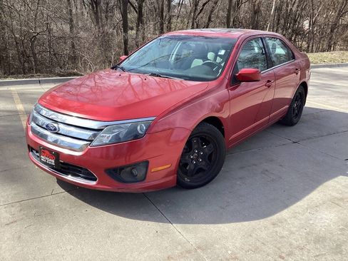 Used 2011 Ford Fusion SE w/ 202A Rapid Spec Order Code FWD image 2