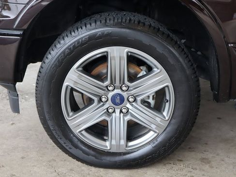 Used 2019 Ford F150 XLT w/ Equipment Group 302A Luxury image 11