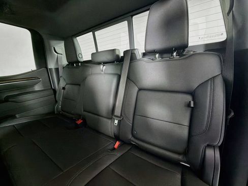 New 2026 Chevrolet Silverado 1500 LT w/ Leather Package AWD/4WD image 17