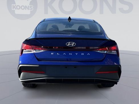 New 2026 Hyundai Elantra Sport image 5