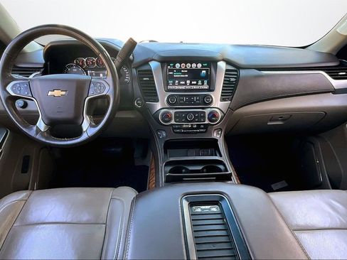Used 2020 Chevrolet Suburban Premier image 7