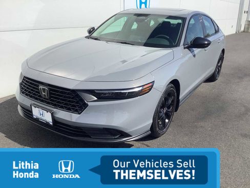 Certified 2025 Honda Accord SE image 1