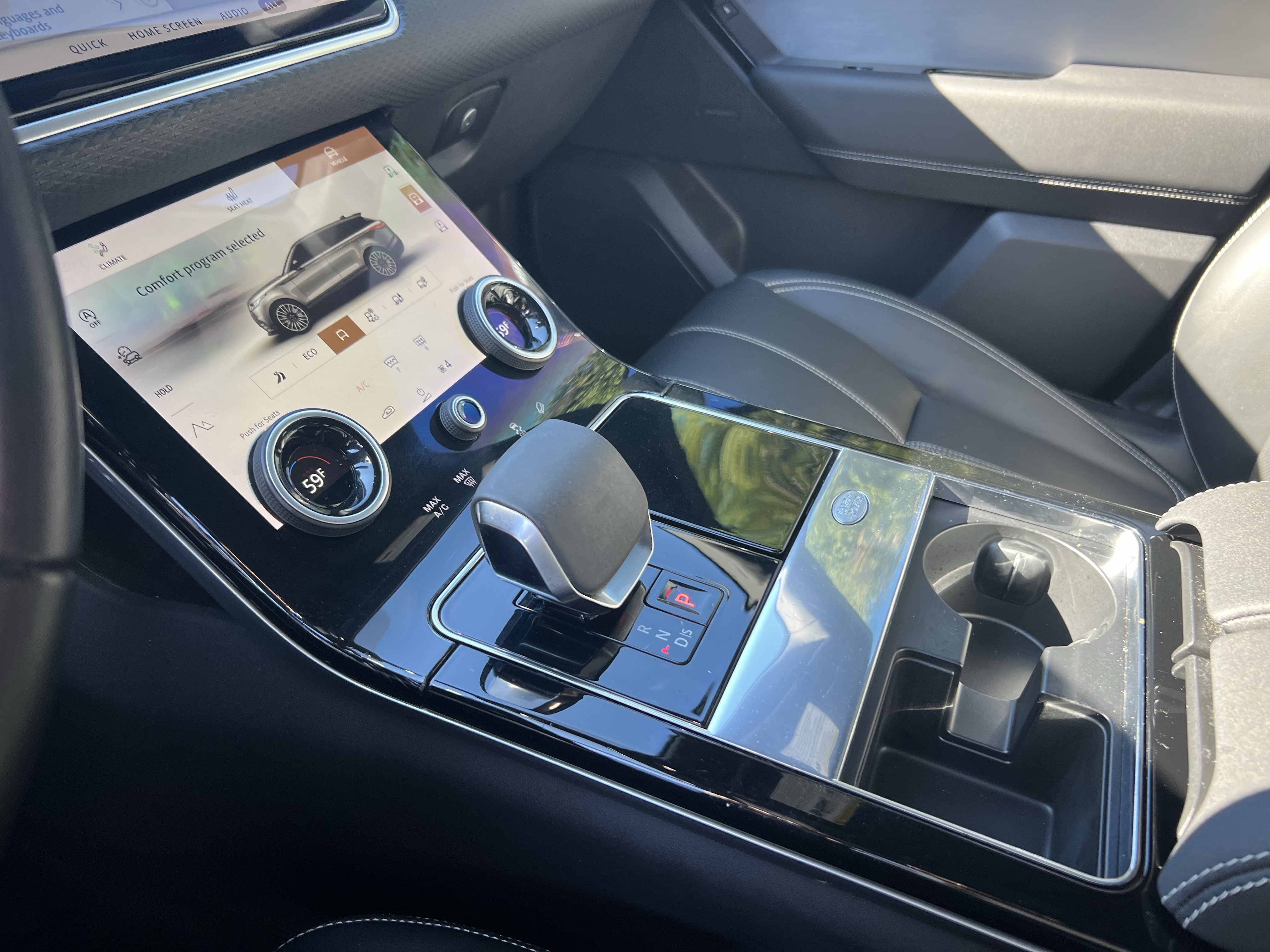 Certified 2023 Land Rover Range Rover Velar R-Dynamic S AWD/4WD image 26