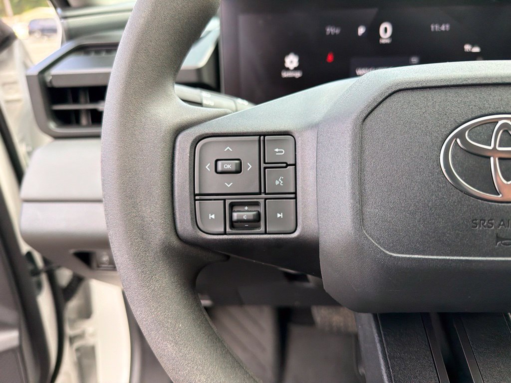Used 2026 Toyota RAV4 LE AWD/4WD image 16
