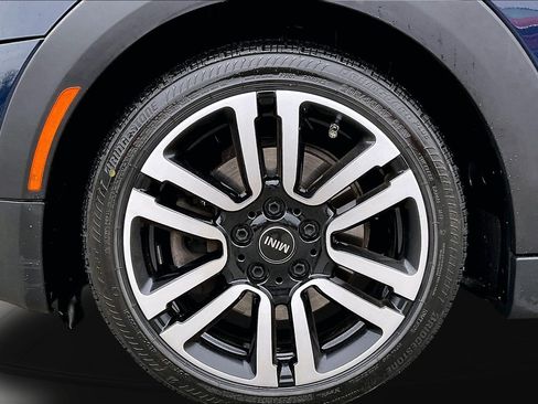 Used 2019 MINI Cooper S image 9