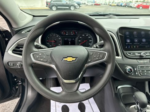 Certified 2022 Chevrolet Malibu LT FWD image 14