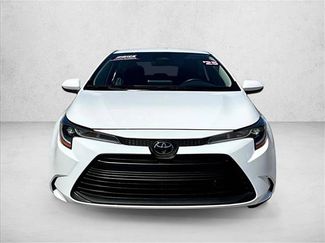 Used 2025 Toyota Corolla LE video 3