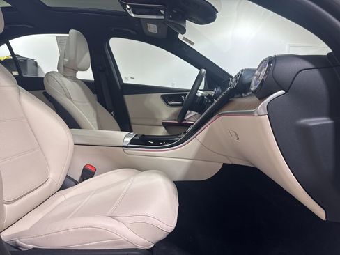 Used 2023 Mercedes-Benz C 300 4MATIC Sedan image 28