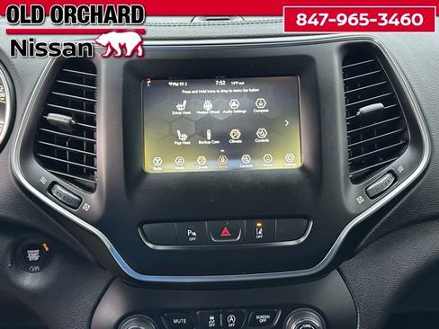 Used 2021 Jeep Cherokee Altitude image 12