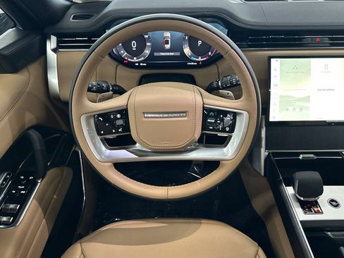 New 2026 Land Rover Range Rover Long Wheelbase SE AWD/4WD image 15