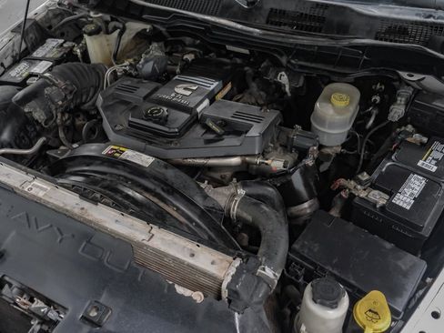 Used 2014 RAM 2500 Tradesman w/ Chrome Appearance Group image 52