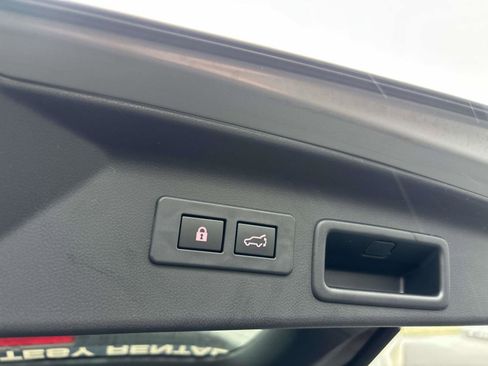 Certified 2025 Subaru Forester Sport image 11