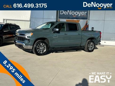 Used 2025 Chevrolet Silverado 1500 LT AWD/4WD image 1