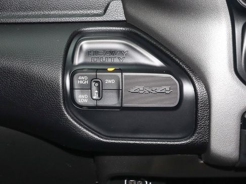 Used 2024 RAM 2500 Big Horn image 25