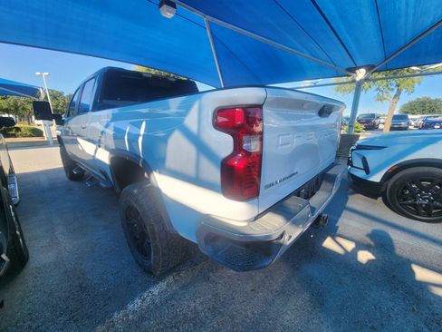 Used 2020 Chevrolet Silverado 2500 LT w/ All Star Edition AWD/4WD image 3