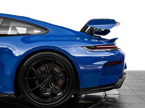 Used 2025 Porsche 911 GT3 RWD image 20