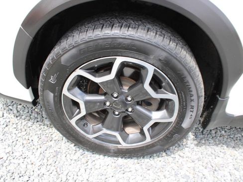 Used 2015 Subaru Crosstrek 2.0i Limited w/ Popular Package #2 AWD/4WD image 24