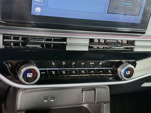 Used 2024 Honda Prologue Touring image 24