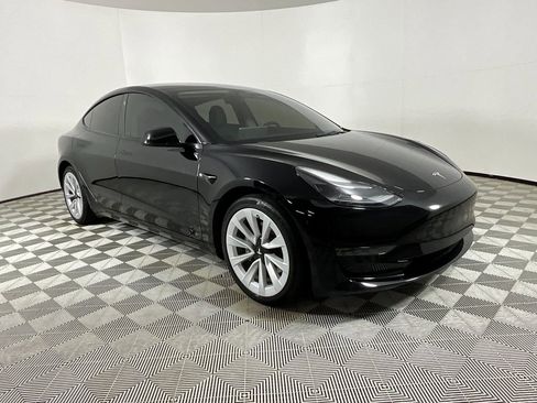 Used 2022 Tesla Model 3 image 6