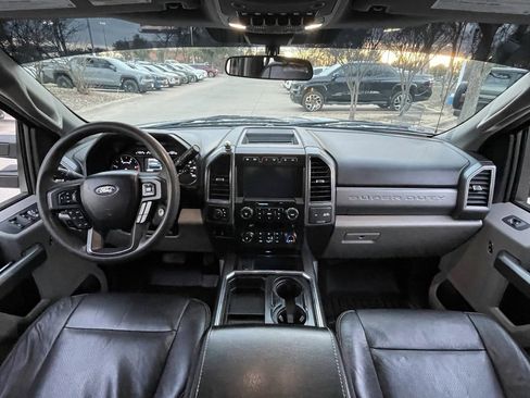 Used 2020 Ford F350 XLT w/ XLT Premium Package image 10