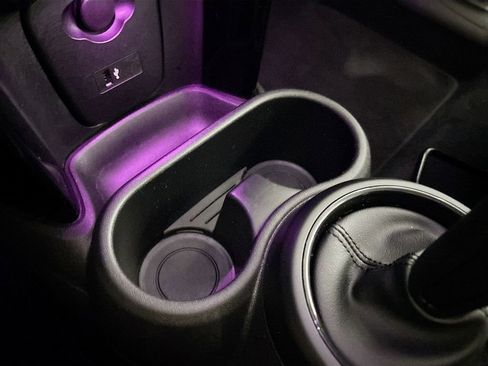 Used 2023 MINI Cooper SE image 15