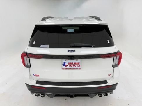 Used 2025 Ford Explorer ST RWD image 39