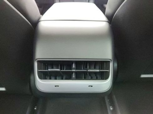 Used 2023 Tesla Model 3 Performance AWD/4WD image 38